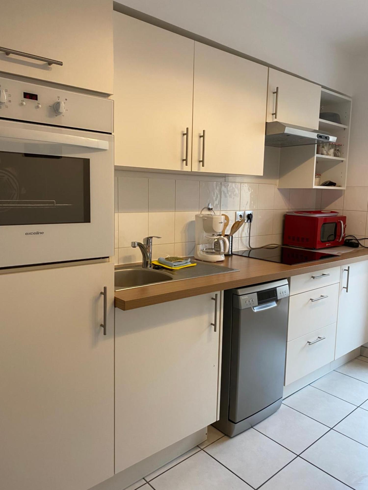 Parking Prive Gratuit, Balcon, 2 Chambres Clermont-Ferrand Buitenkant foto